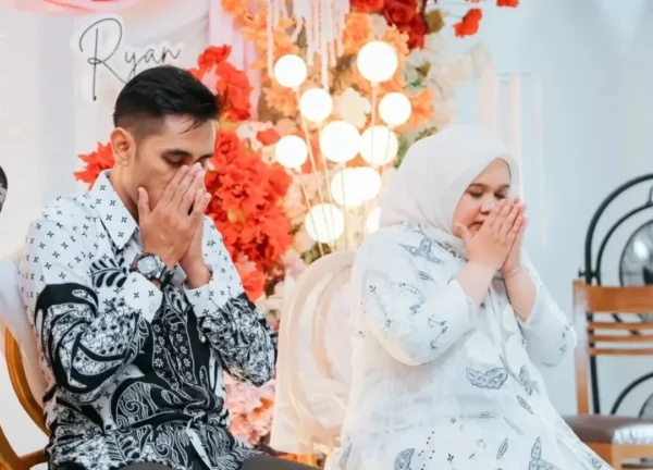 22 Februari 2025.The Engagement of Kak Ratih @ratiihpurwanti & Kak Ryan ❤❤Client ambil Paket La (6) PAKET ENGAGEMENT LENGKAP