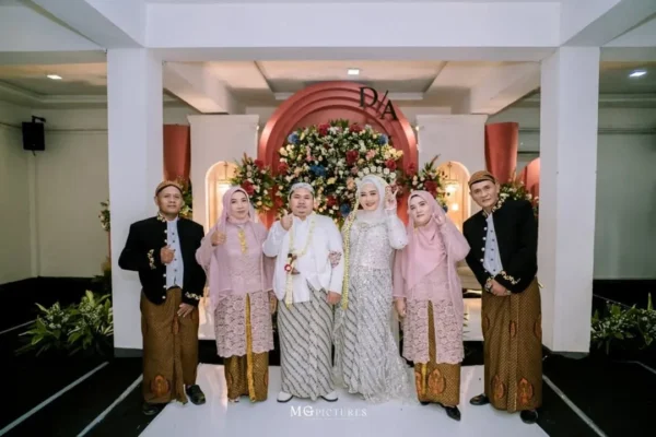 29 Desember 2024.The Wedding of kak Desti & Kak Alep ❤️Client ambil Paket All in Rumahan GOLD 2 (9) PAKET RESEPSI GOLD