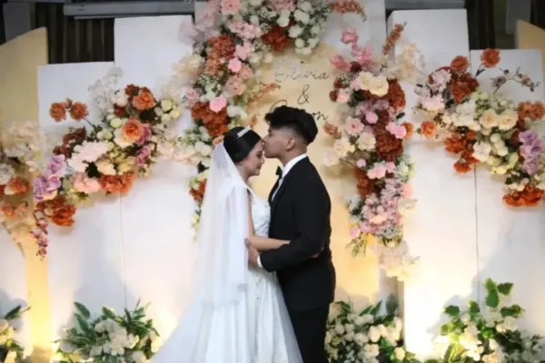 The Wedding of kak Olivia & kak Simeon ❤️❤️Package Decoration by- @decor.bydarDokumentasi- @sou (4) DEKORASI BACKDROP 3